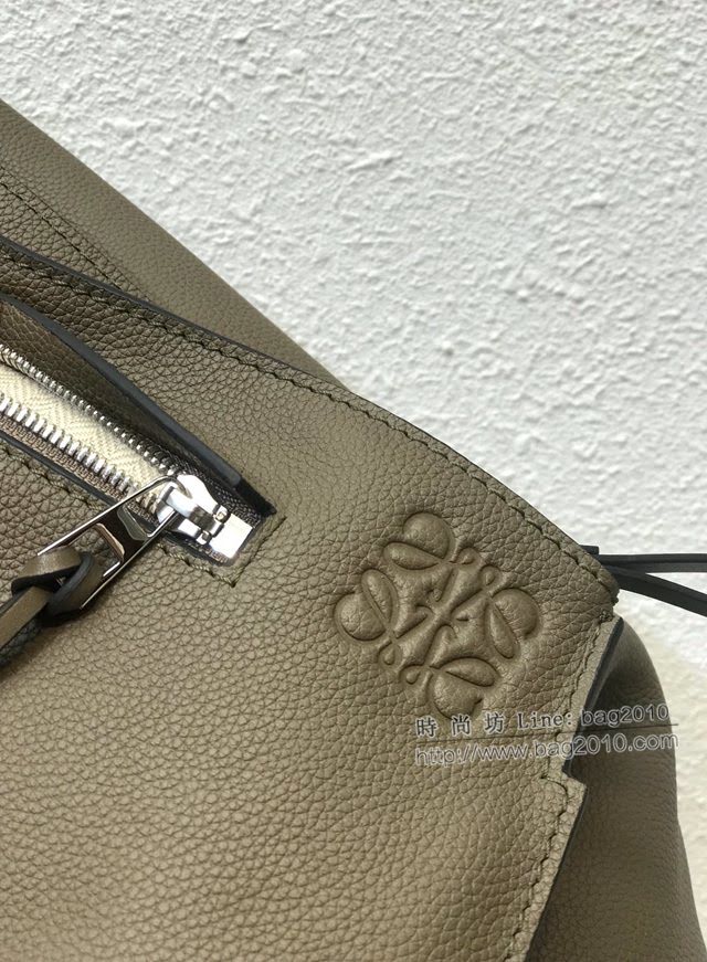 LOEWE情侶款包包 羅意威Anton Backpack 羅意威單肩斜挎胸包 10252  tcl1412